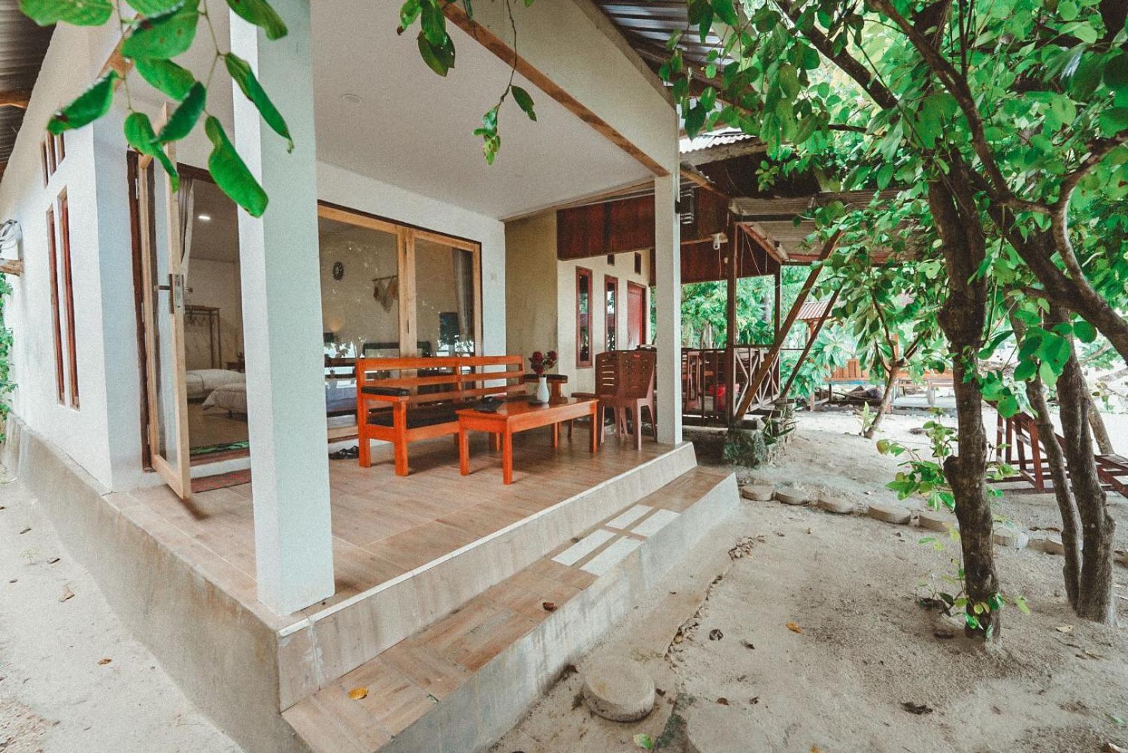 Yohana Cottage Tual Bagian luar foto